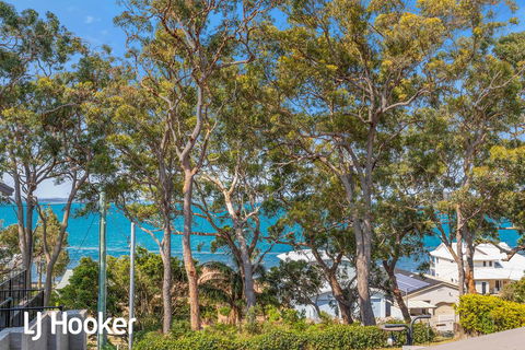 Wanda Waterview - Tranquil Treetop Surrounds - Taree Accommodation 0