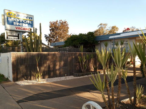 Warren Motor Inn - Taree Accommodation 0