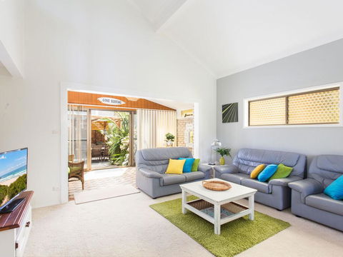 Waterfront At Point Road - Taree Accommodation 2