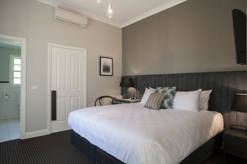 Oscar\'s On The Yarra - Taree Accommodation 3