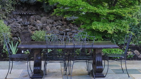 Chestnut Daylesford - Taree Accommodation 12