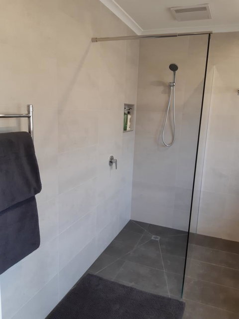 Elevated Holiday House Overlooks Tranquil Wetlands - Taree Accommodation 4