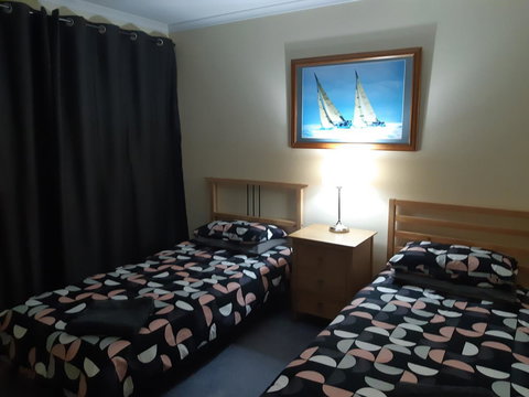 Elevated Holiday House Overlooks Tranquil Wetlands - Taree Accommodation 8