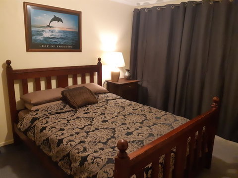 Elevated Holiday House Overlooks Tranquil Wetlands - Taree Accommodation 5