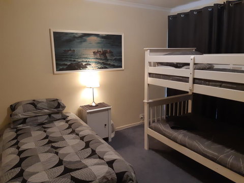 Elevated Holiday House Overlooks Tranquil Wetlands - Taree Accommodation 6