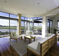 19 Glen Eagles Close - Taree Accommodation