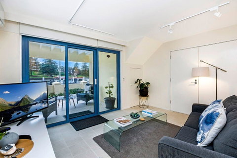 Edge17 Port Fairy Wharf - Taree Accommodation 15