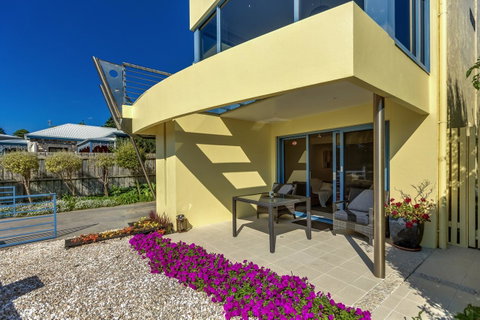 Edge17 Port Fairy Wharf - Taree Accommodation 27