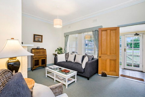Edge17 Port Fairy Wharf - Taree Accommodation 1