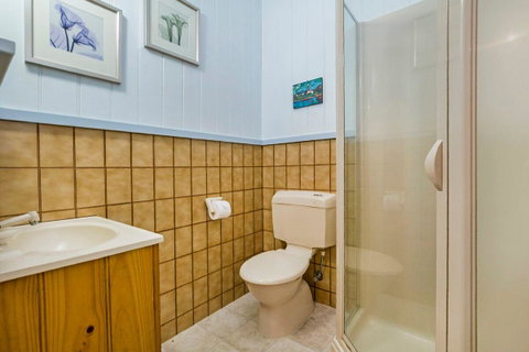 Edge17 Port Fairy Wharf - Taree Accommodation 9
