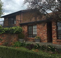 Bricks and Roses - Taree Accommodation