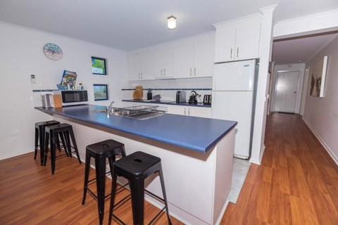 Demure Charm - Taree Accommodation 7