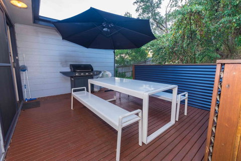 Demure Charm - Taree Accommodation 1