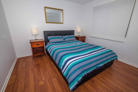 Demure Charm - Taree Accommodation 12