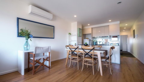 Waterfront Apt 234 Marinaquays - Taree Accommodation 6