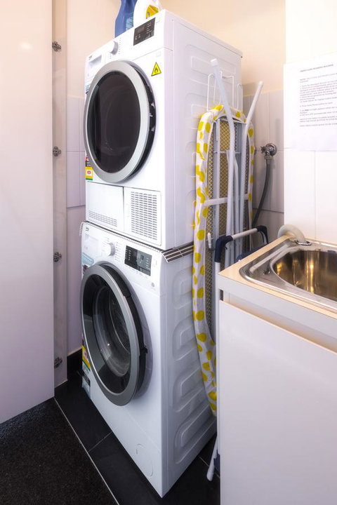 Waterfront Apt 234 Marinaquays - Taree Accommodation 31