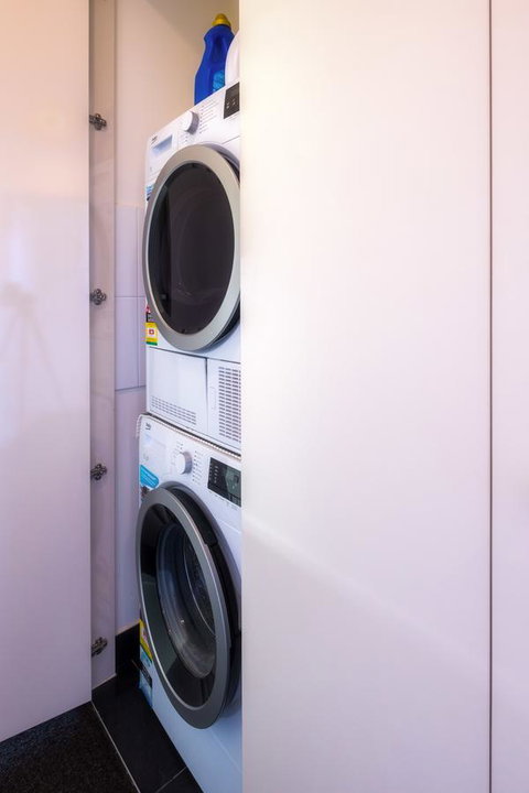 Waterfront Apt 234 Marinaquays - Taree Accommodation 29