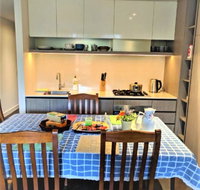 Camberwell Burke Road Apartment - Taree Accommodation
