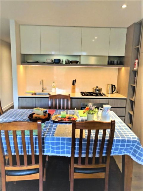 Camberwell Burke Road Apartment - Taree Accommodation 0