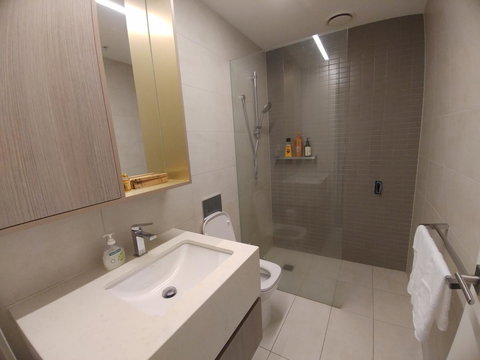 Camberwell Burke Road Apartment - Taree Accommodation 9