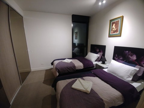Camberwell Burke Road Apartment - Taree Accommodation 7