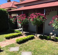 Airleigh-Rose Cottage - Taree Accommodation