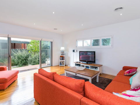Torquay Timeout - Taree Accommodation 5