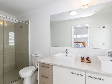 Torquay Timeout - Taree Accommodation 9