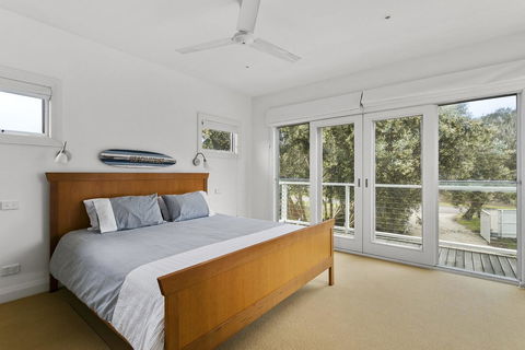 Perfect Blairgowrie Beach House - Taree Accommodation 11