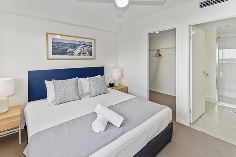 Aquarius Kawana - Taree Accommodation 23