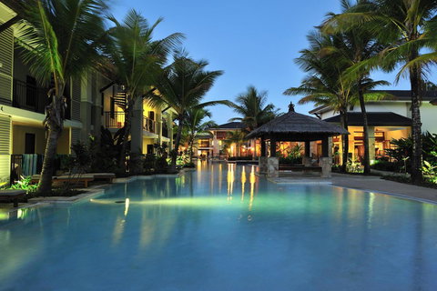 Luxury Apartments At Temple Resort And Spa Port Douglas - Taree Accommodation 12
