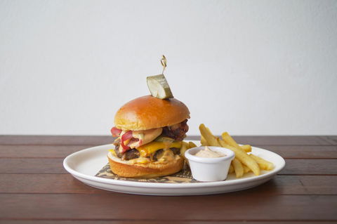 The Sebel Brisbane Margate Beach - Taree Accommodation 13