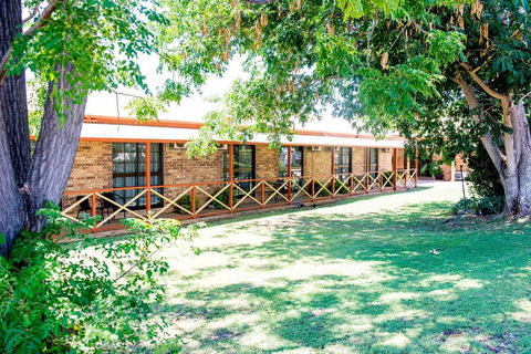 Clermont Country Motor Inn - Taree Accommodation 4