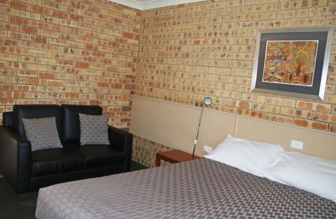 Clermont Country Motor Inn - Taree Accommodation 6