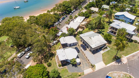 Sunset Cabins 1770 - Taree Accommodation 6