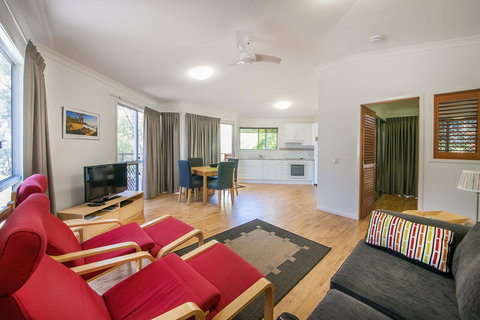 Sunset Cabins 1770 - Taree Accommodation 5