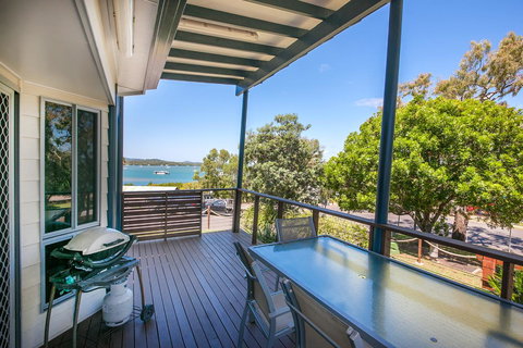 Sunset Cabins 1770 - Taree Accommodation 2