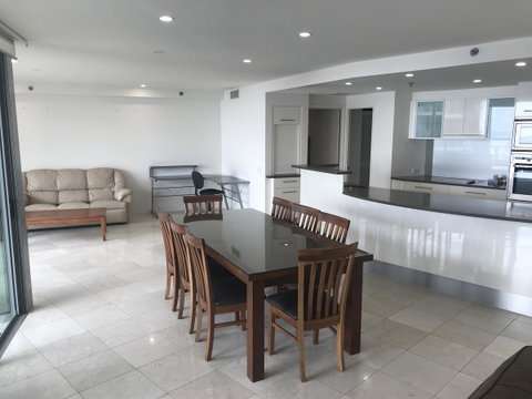 Cilento Mooloolaba - Taree Accommodation 33