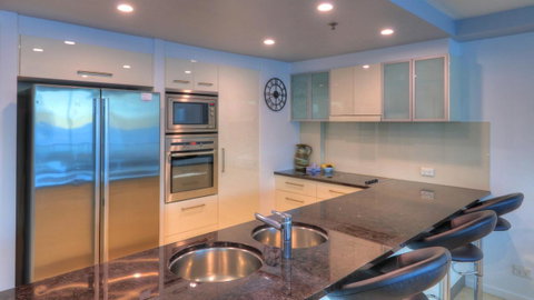 Cilento Mooloolaba - Taree Accommodation 27