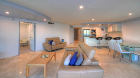 Cilento Mooloolaba - Taree Accommodation 26