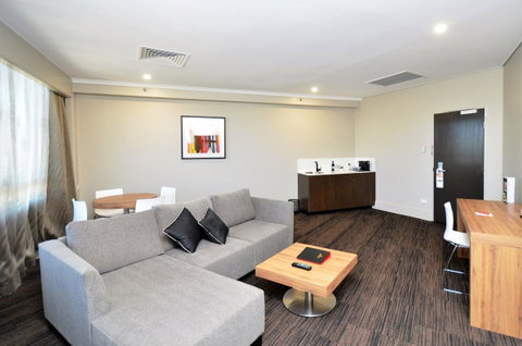 Hotel Grand Chancellor Townsville - Taree Accommodation 2