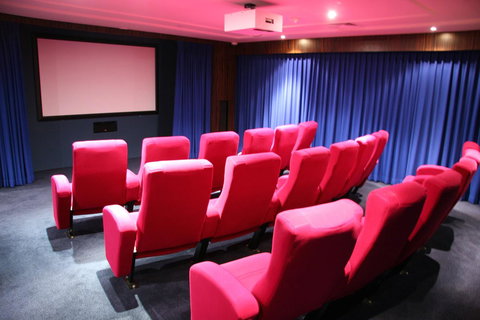 Mantra Towers Of Chevron - Taree Accommodation 2