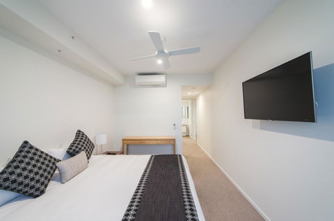 Empire Apartment Hotel Rockhampton - Taree Accommodation 0