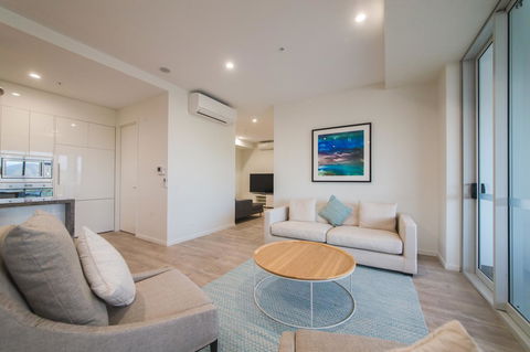 Empire Apartment Hotel Rockhampton - Taree Accommodation 2