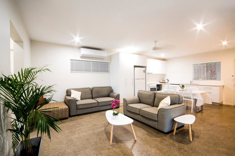 Whitsunday Luxury Homes - Taree Accommodation 30