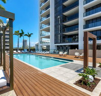 Qube Broadbeach - Taree Accommodation