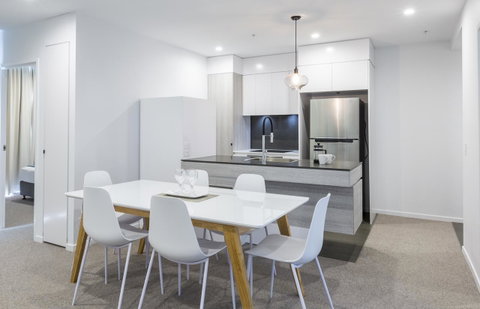 Boardwalk Burleigh Beach - Official - Taree Accommodation 26