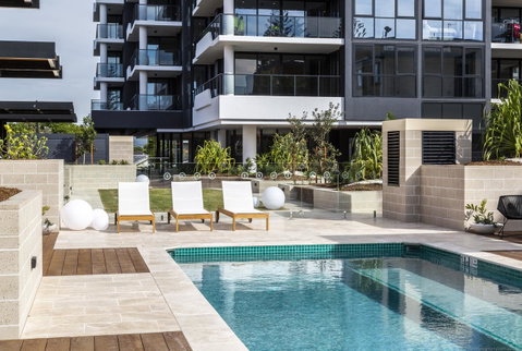 Boardwalk Burleigh Beach - Official - Taree Accommodation 3