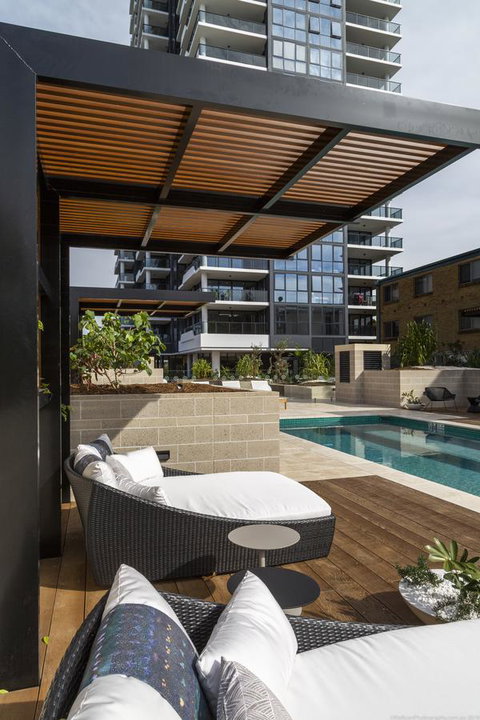 Boardwalk Burleigh Beach - Official - Taree Accommodation 11