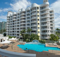 Broadbeach Holiday Apartments - Taree Accommodation